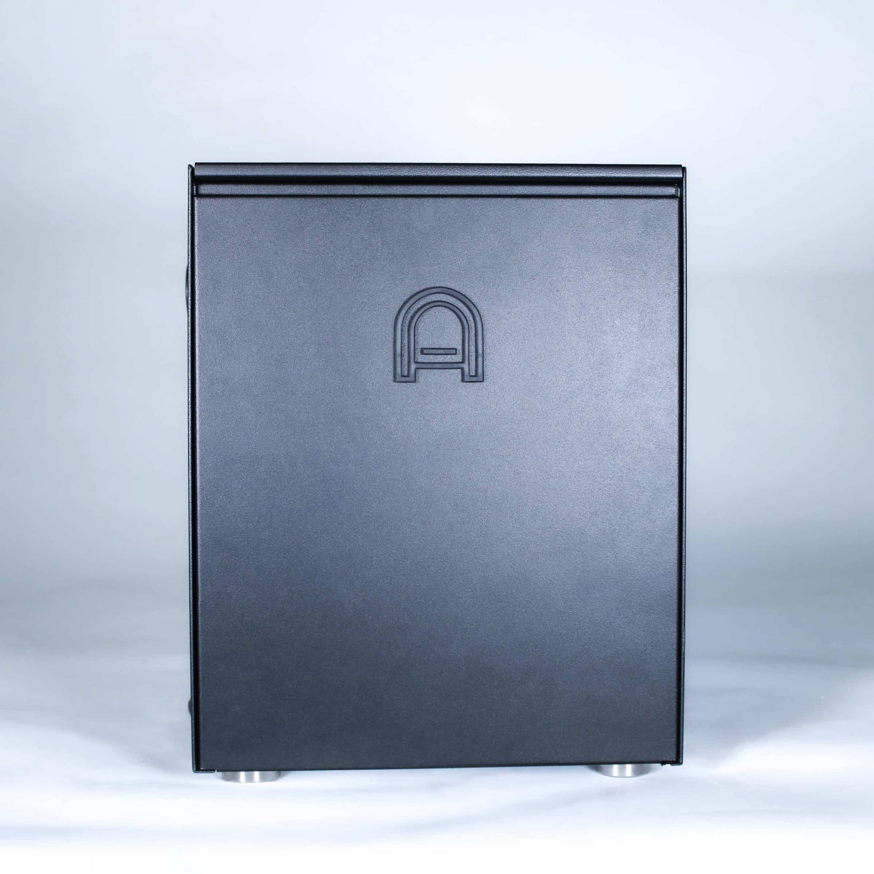 The back of the arkel coast home coffee machine with arkel logo